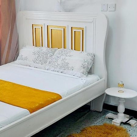 Апартаменти Neighbourly Nest Момбаса Екстер'єр фото